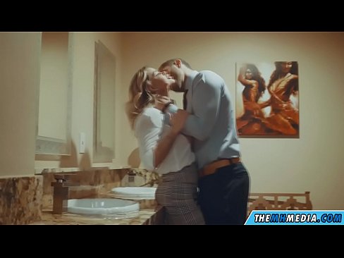 ❤️ Ina whakawaia koe e te kakaho tetona i roto i te wharepaku whanui ❤️❌ Karekau i a matou mi.pornofilmtv.ru ❌❤